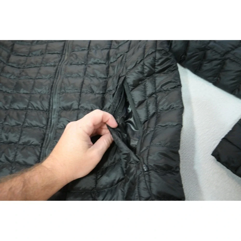 The North Face Thermoball Jacket Mens Medium Black Quilted Puffer Excellent